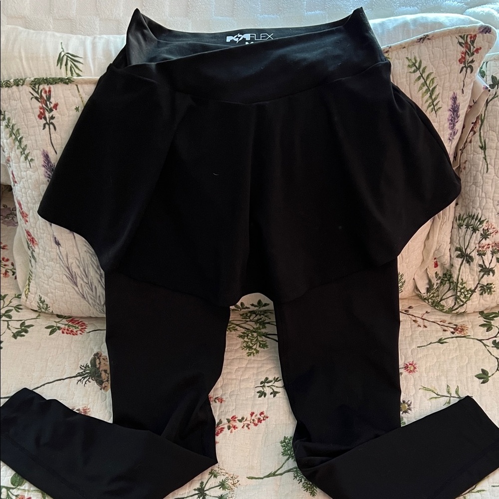 POPFLEX Black Skirted Leggings